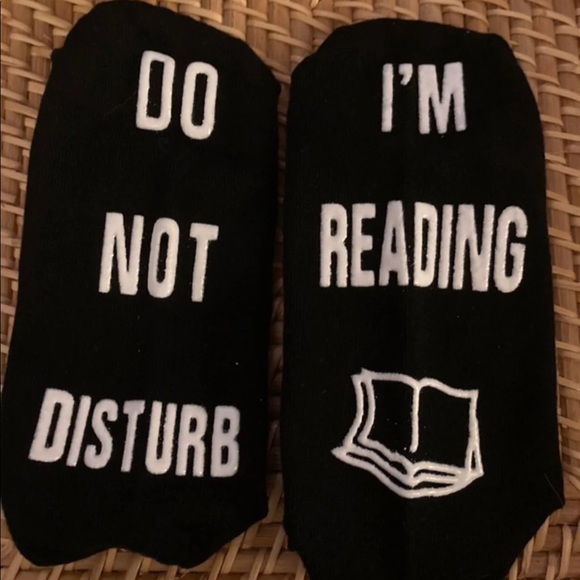 "Do not disturb, I'm Reading" Crew Socks - Picture 1 of 3